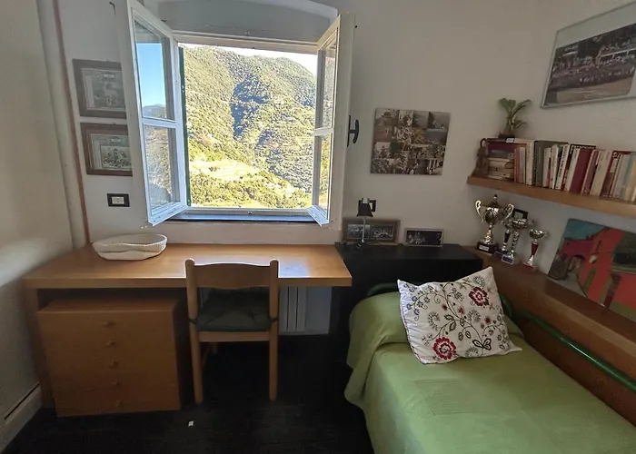 Historical 'the Birdhouse' - Garden & Views Apartamento