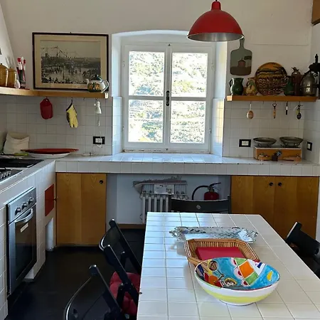 Appartement Historical 'the Birdhouse' With Garden And Views *