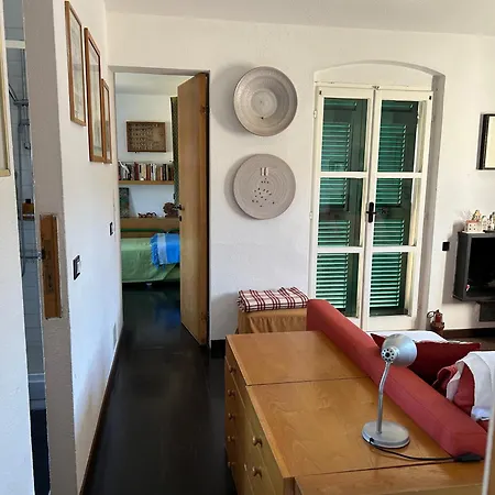 Appartement Historical 'the Birdhouse' With Garden And Views
